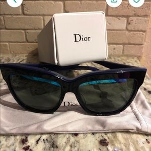 New mint Dior sunglasses